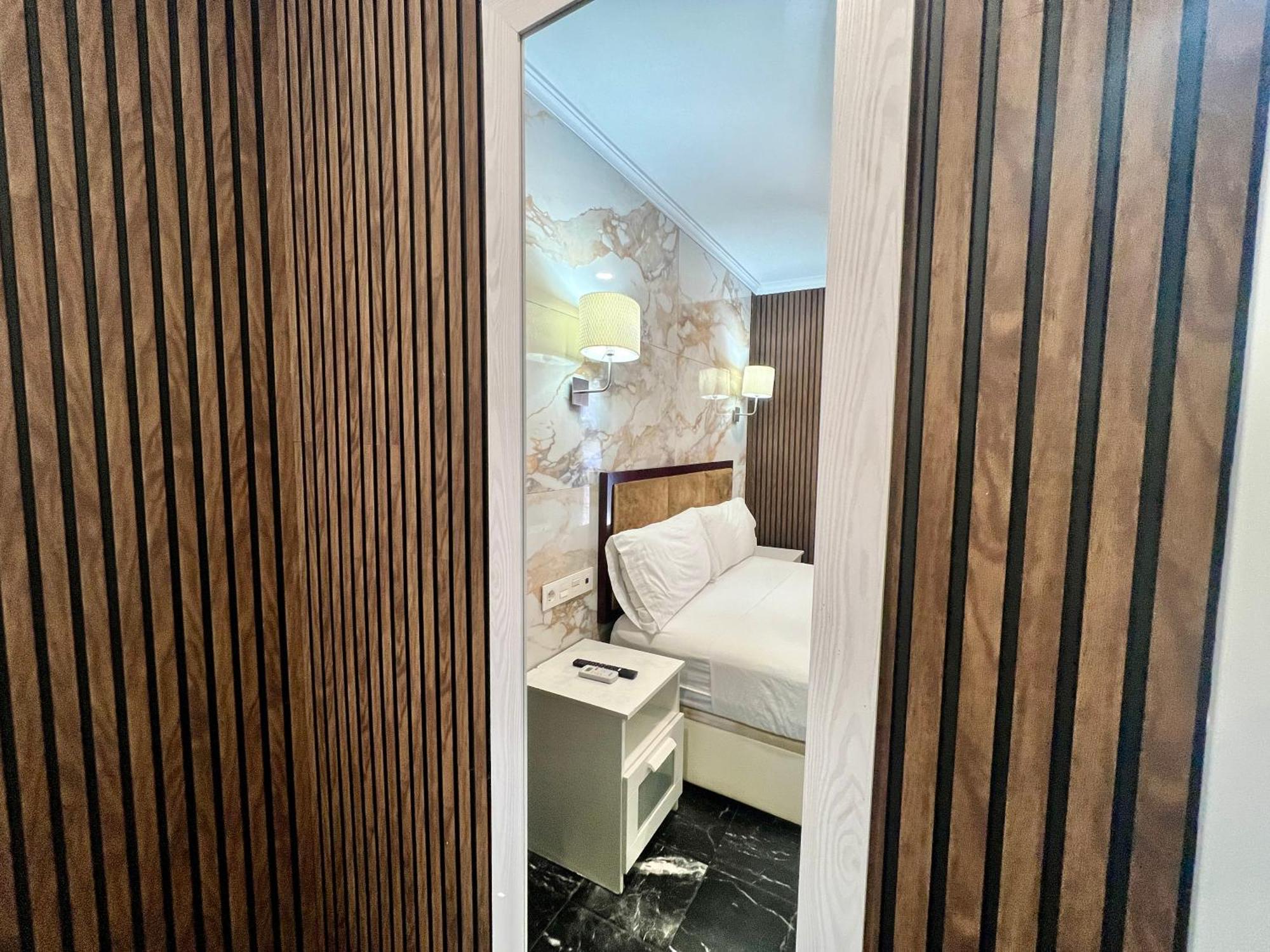 Boutique Princesa Марбелья Екстер'єр фото